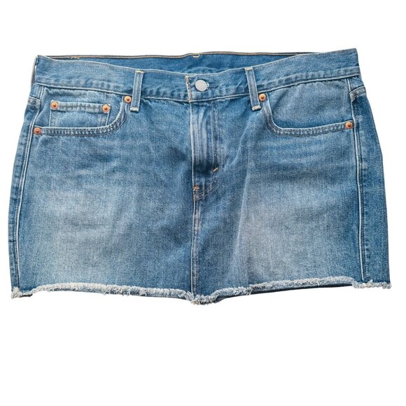 Levis Denim Mini Skirt Distressed Frayed Hem Blue Jean Casual Womens Size 31 - Picture 1 of 10